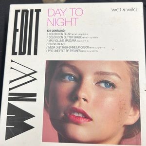 Wet and wild day to night kit: blush mascara mascara eyeliner and more